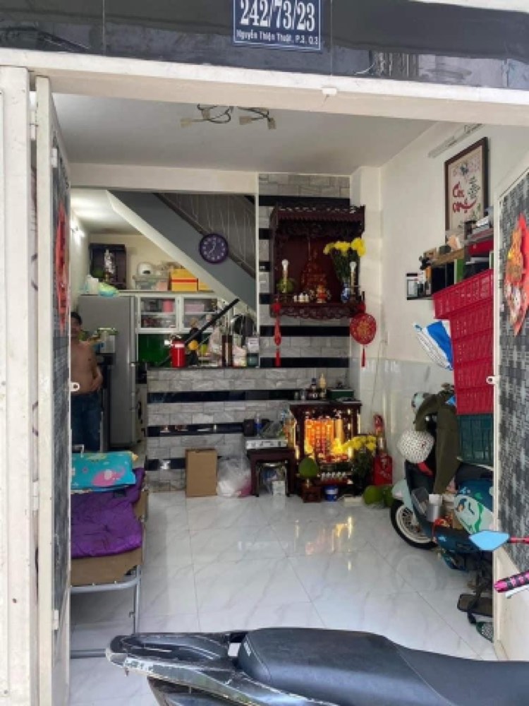 Bán nhà hẻm 242 Nguyễn Thiện Thuật, Quận 3 - ảnh 1