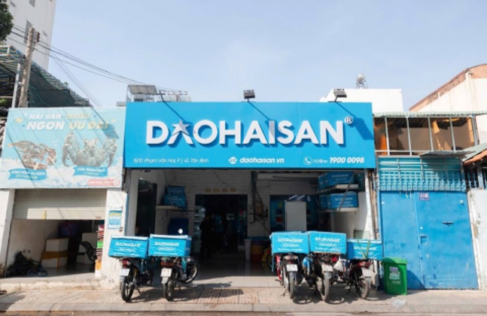 Bán nhà 15/10-10A Phạm Văn Hai, Tân Bình - ảnh 1