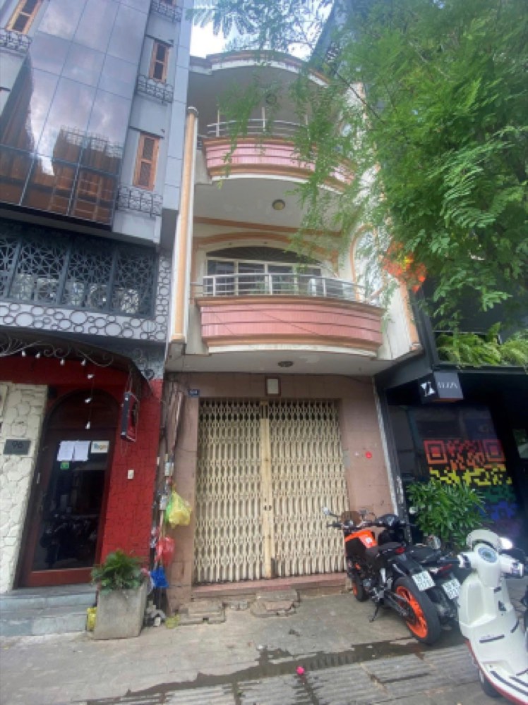 Bán nhà mặt tiền Đề Thám, Quận 1 - ảnh 1