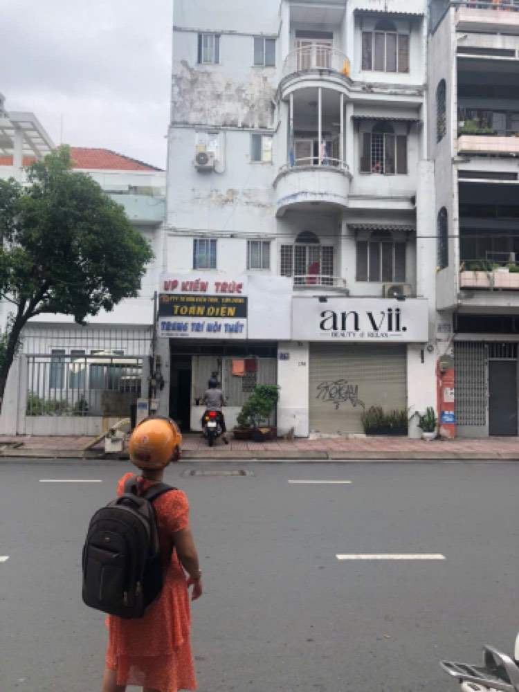 Bán nhà mặt tiền Sương Nguyệt Anh, Quận 1 - ảnh 1