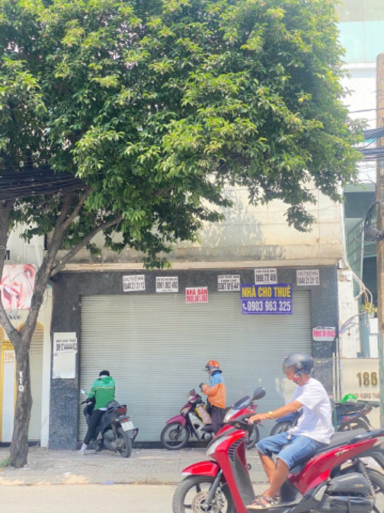 Bán nhà mặt tiền Cách Mạng Tháng Tám, Quận 3 - ảnh chính