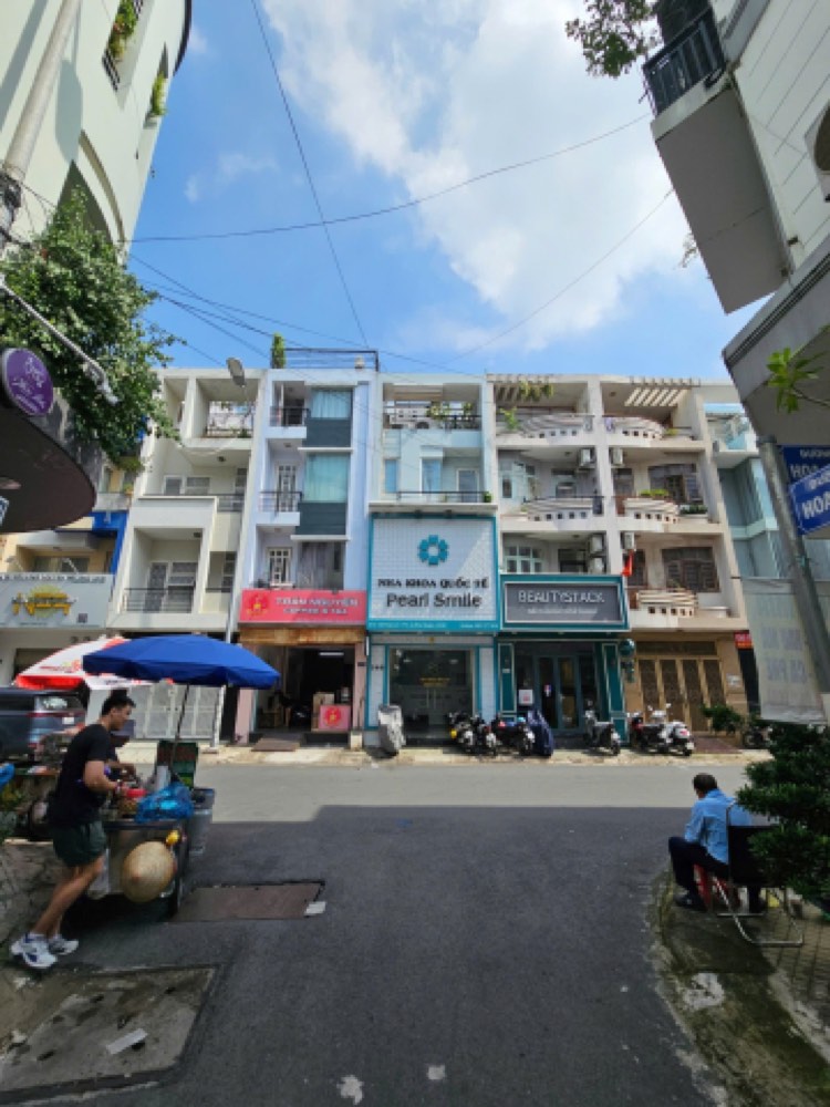 Bán nhà mặt tiền Hoa Lan, Phú Nhuận - ảnh 1