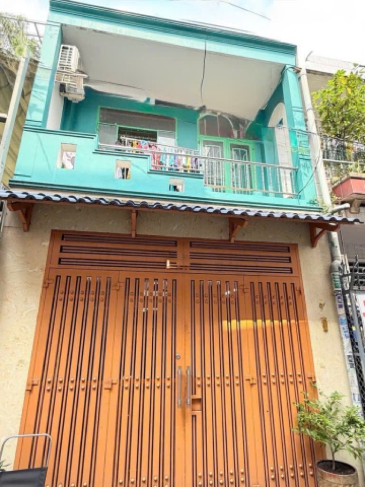 Bán nhà hẻm 1014 Cách Mạng Tháng Tám, Tân Bình