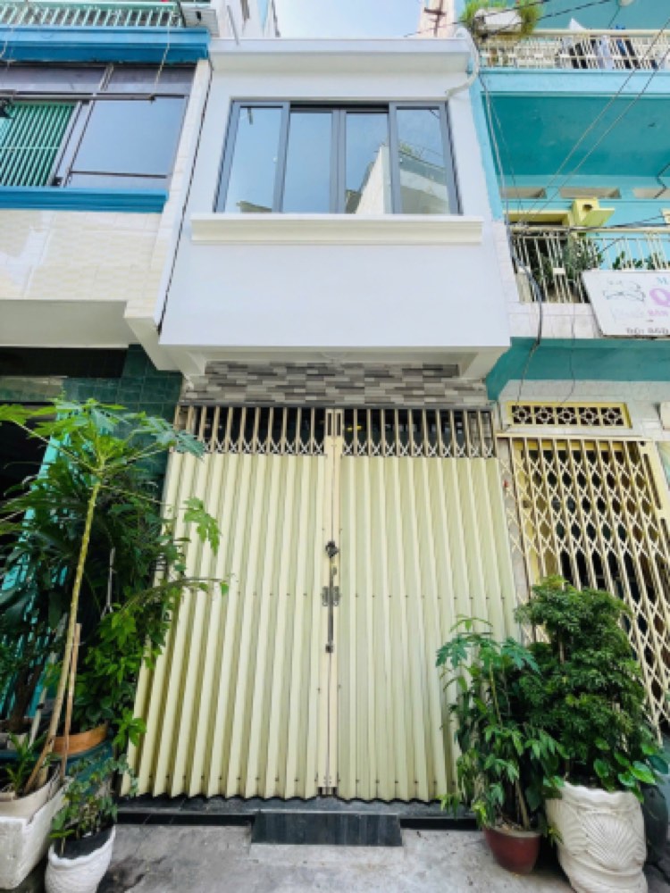 Bán nhà hẻm 199 Đường 3 Tháng 2, Quận 10 - ảnh 1