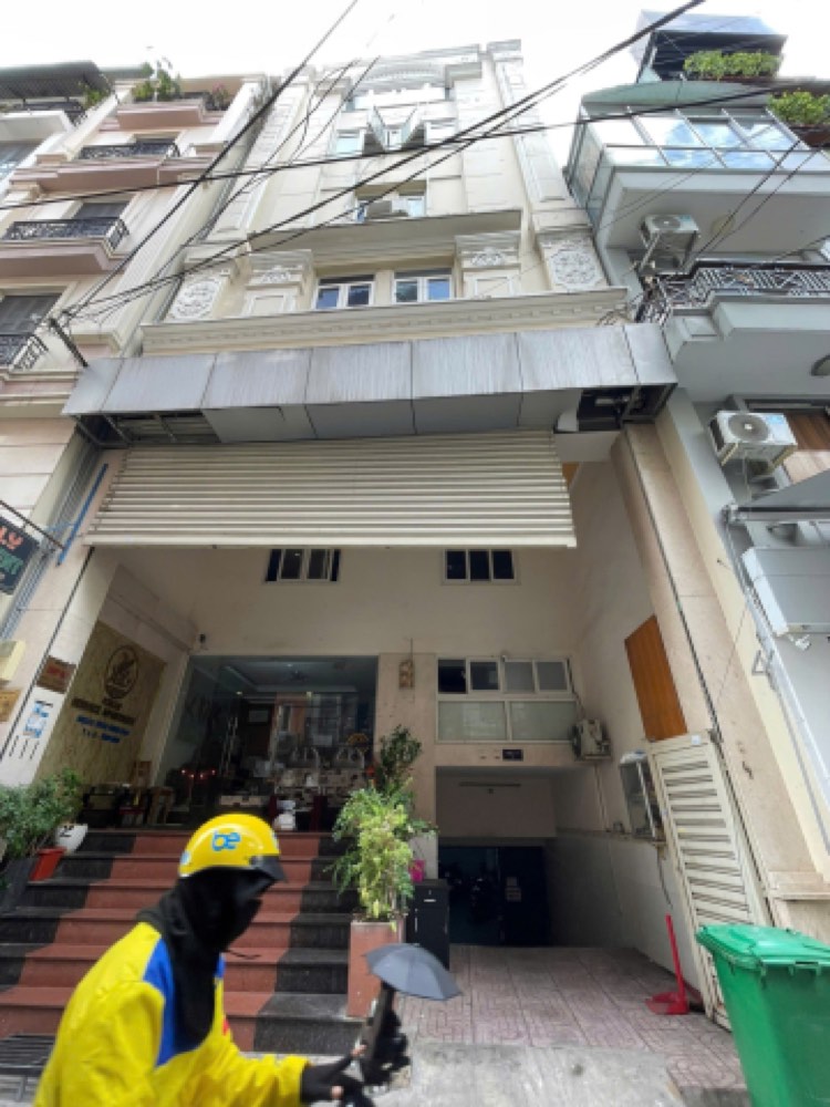 Bán nhà 100/2a2+2a4 Trần Hưng Đạo, Quận 1 - ảnh 1