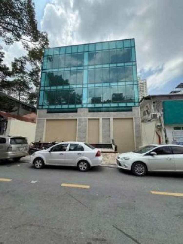 Bán nhà mặt tiền 1-1a Tăng Bạt Hổ, Quận 5 - ảnh 1
