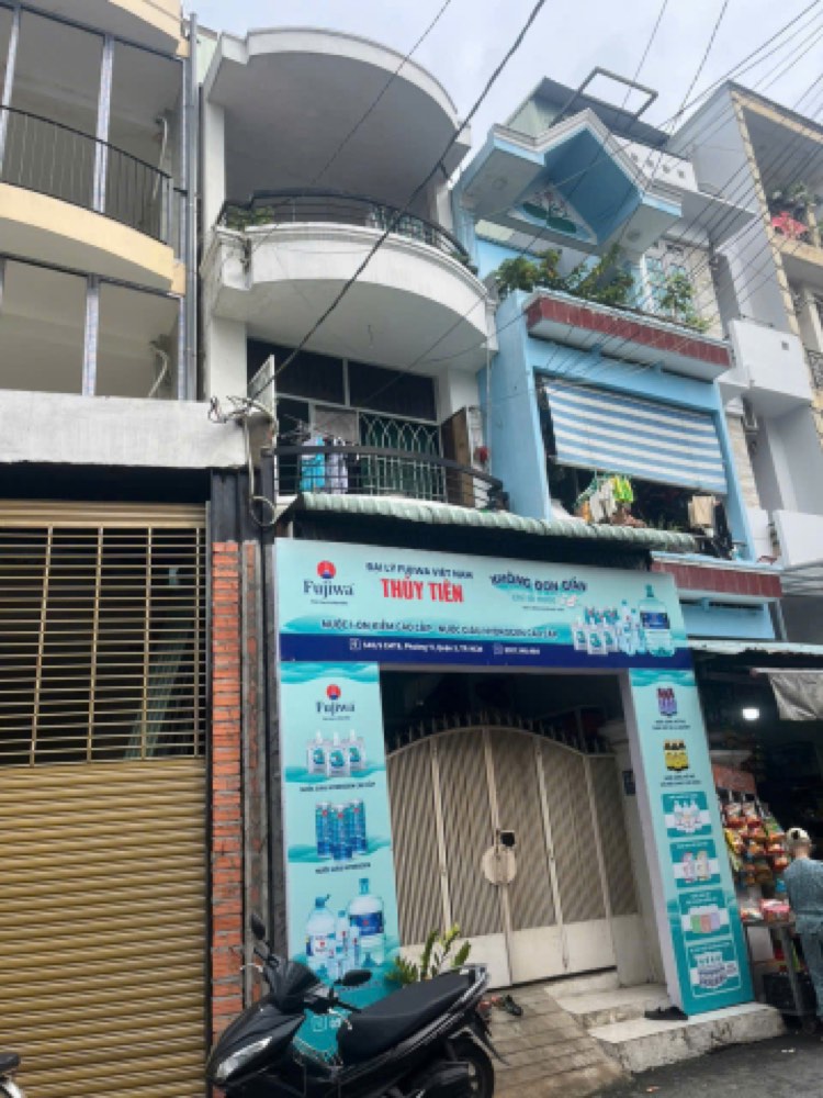 Bán nhà hẻm 540 Cách Mạng Tháng Tám, Quận 3 - ảnh 1