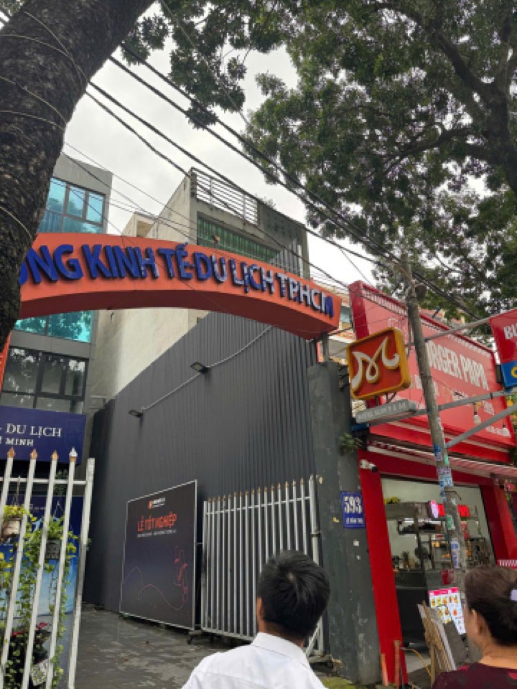 Bán nhà mặt tiền Lê Văn Thọ, Gò Vấp
