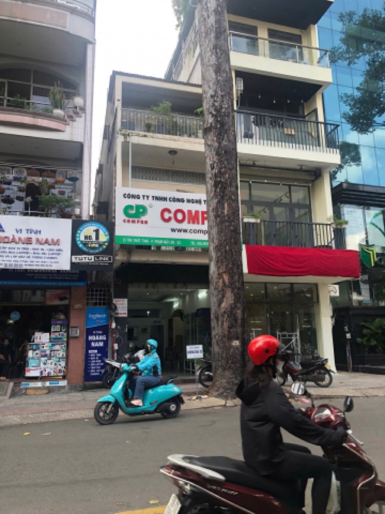 Bán nhà mặt tiền Tôn Thất Tùng, Quận 1 - ảnh 1