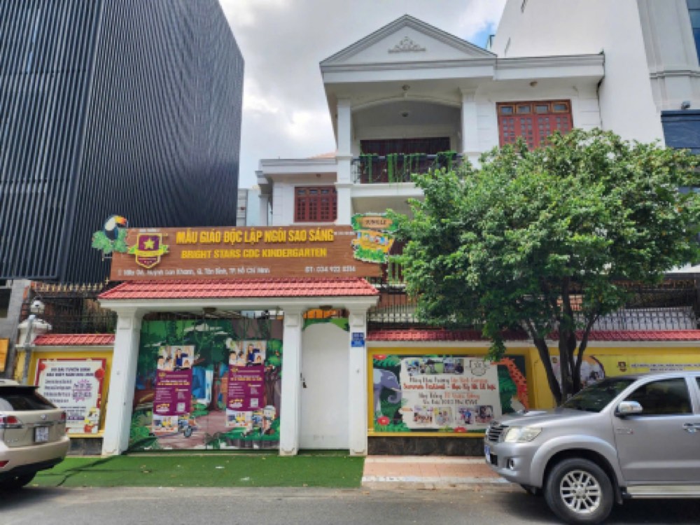 Bán nhà mặt tiền 6 Huỳnh Lan Khanh, Tân Bình