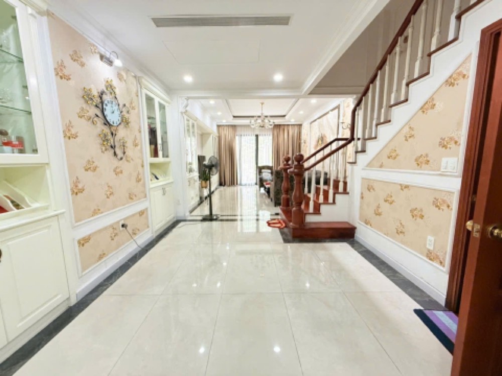 Bán nhà hẻm 1 Huỳnh Lan Khanh, Tân Bình