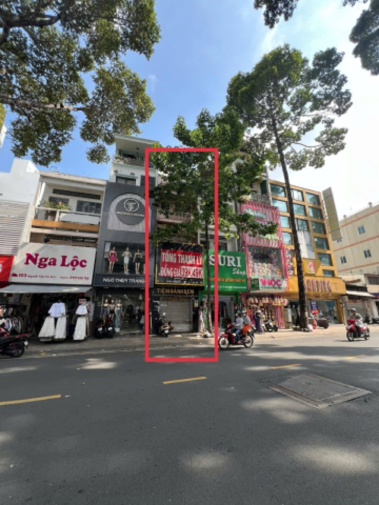 Bán nhà mặt tiền Nguyễn Trãi, Quận 5 - ảnh 1