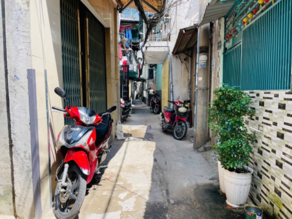 Bán nhà hẻm 436 Cách Mạng Tháng Tám, Quận 3 - ảnh 1