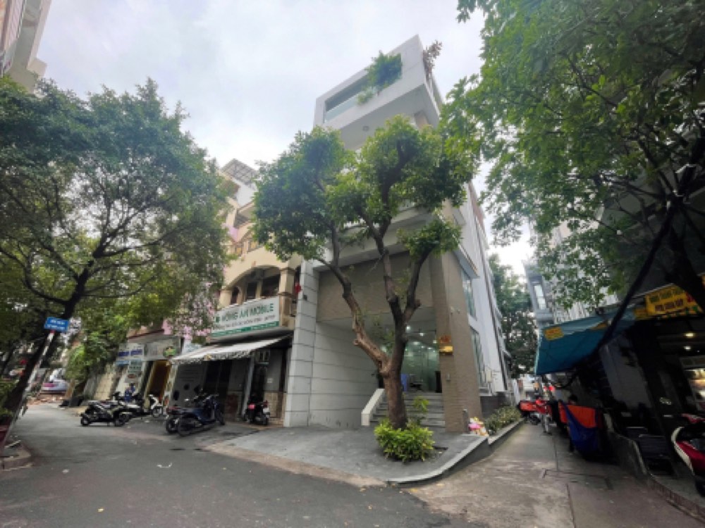 Bán nhà mặt tiền 1 Hoa Cau, Phú Nhuận