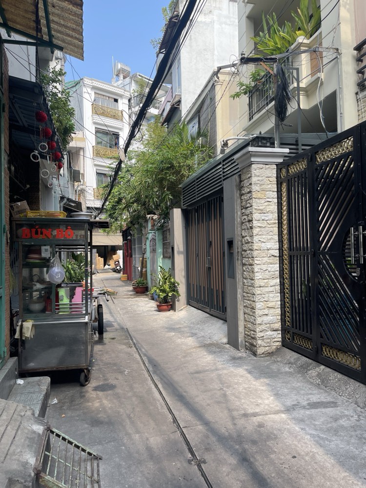 Bán nhà hẻm 392 Cao Thắng, Quận 10