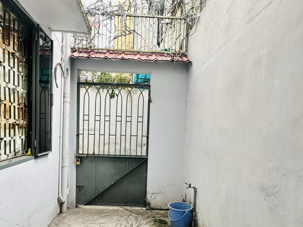 Bán nhà mặt tiền Hồ Bá Kiện, Quận 10