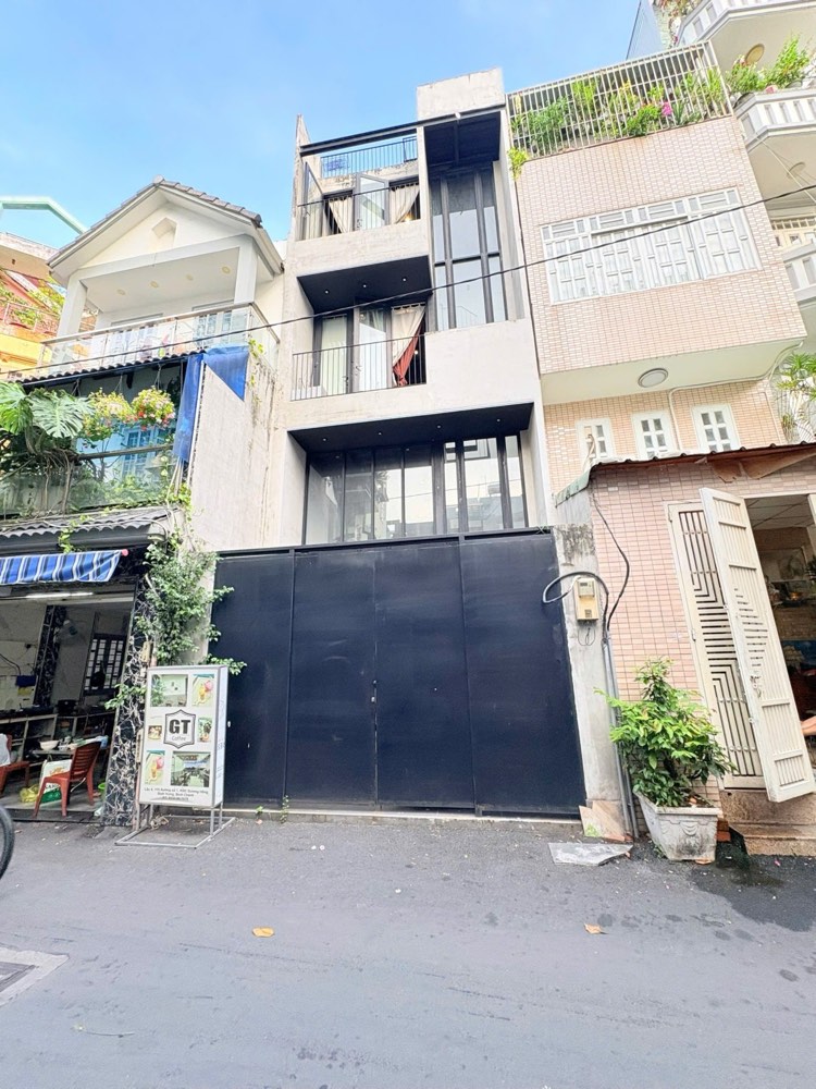 Bán nhà mặt tiền Đường số 4 Cư Xá Đô Thành, Quận 3