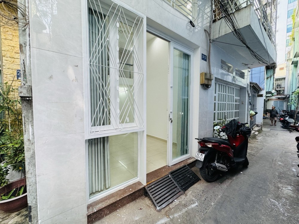 Bán nhà hẻm 238 Nguyễn Thị Minh Khai, Quận 3
