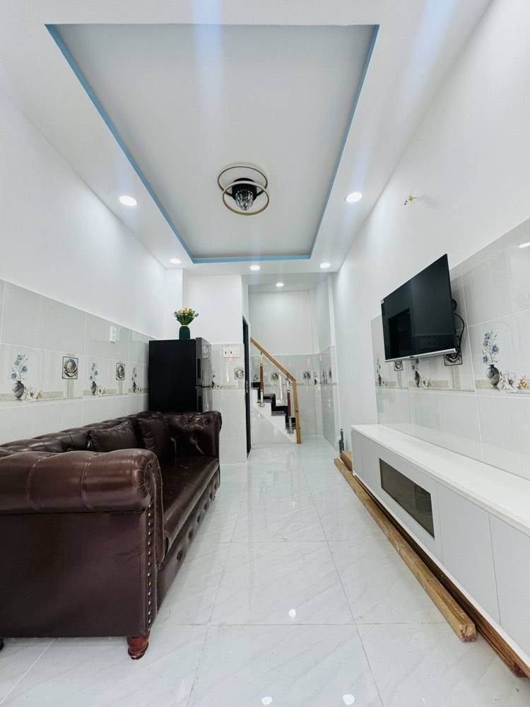 Bán nhà mặt tiền Trần Văn Đang, Quận 3