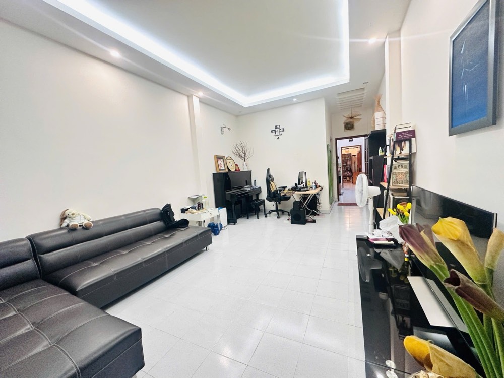 Bán nhà hẻm 284 Lý Thường Kiệt, Quận 10