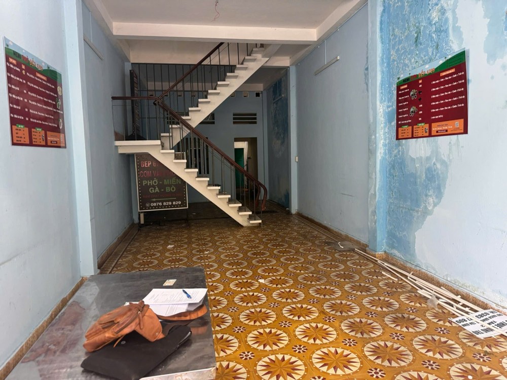 Bán nhà mặt tiền Bạch Đằng, Tân Bình