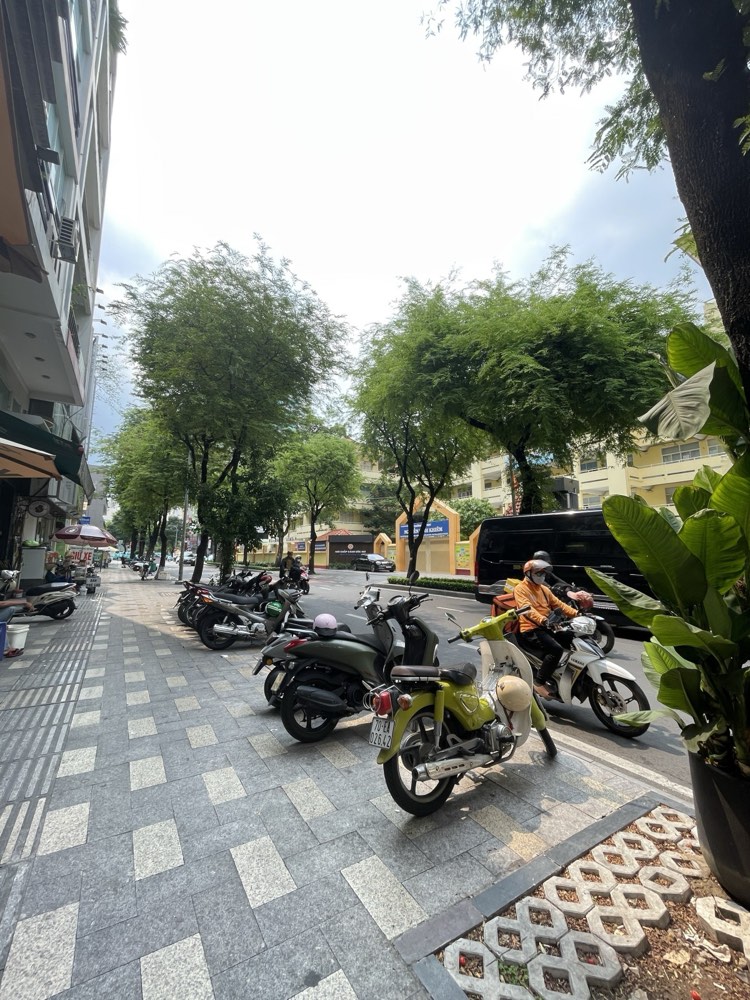 Bán nhà hẻm 25 Nguyễn Bỉnh Khiêm, Quận 1