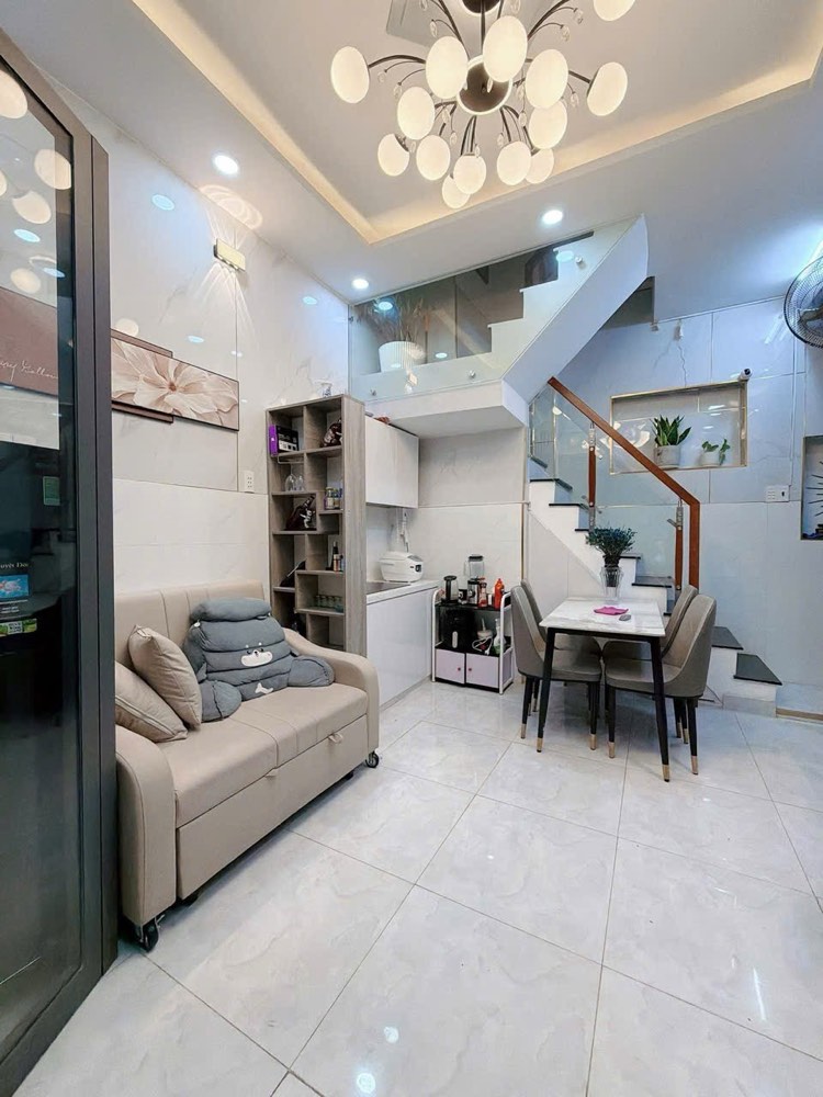 Bán nhà hẻm đường Trần Văn Đang, Quận 3