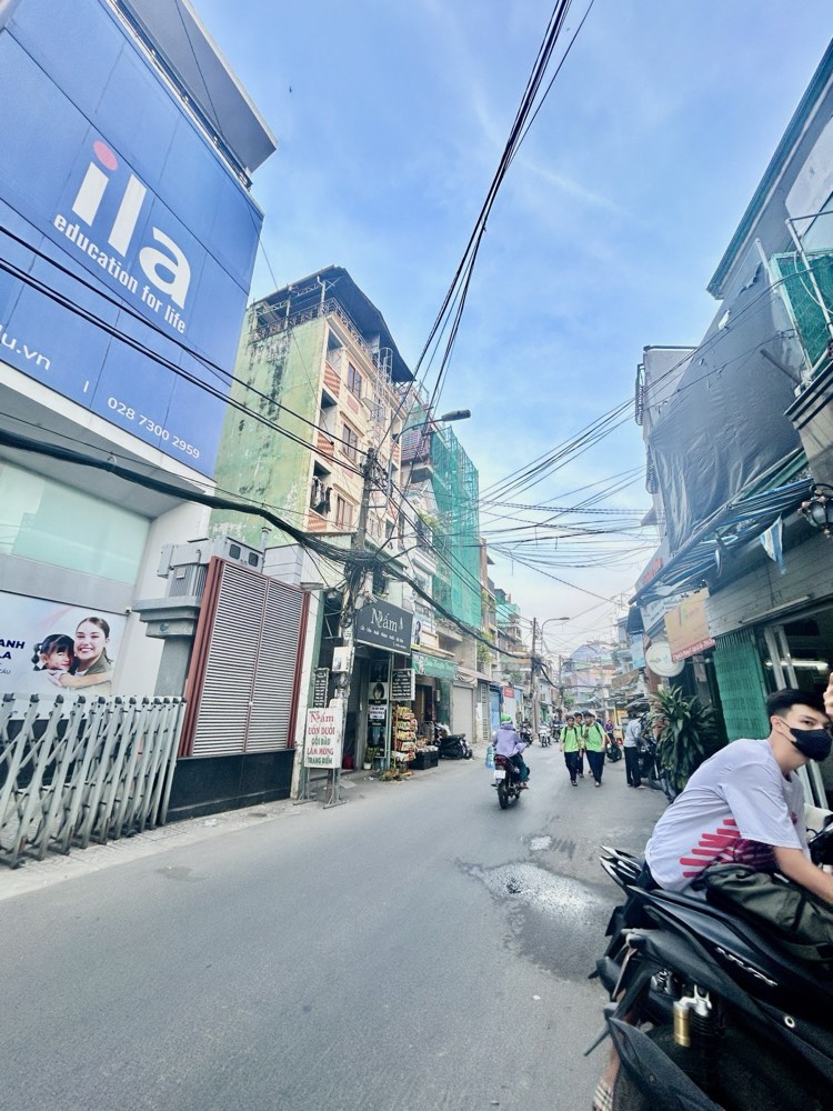 Bán nhà mặt tiền Nguyễn Du, Gò Vấp