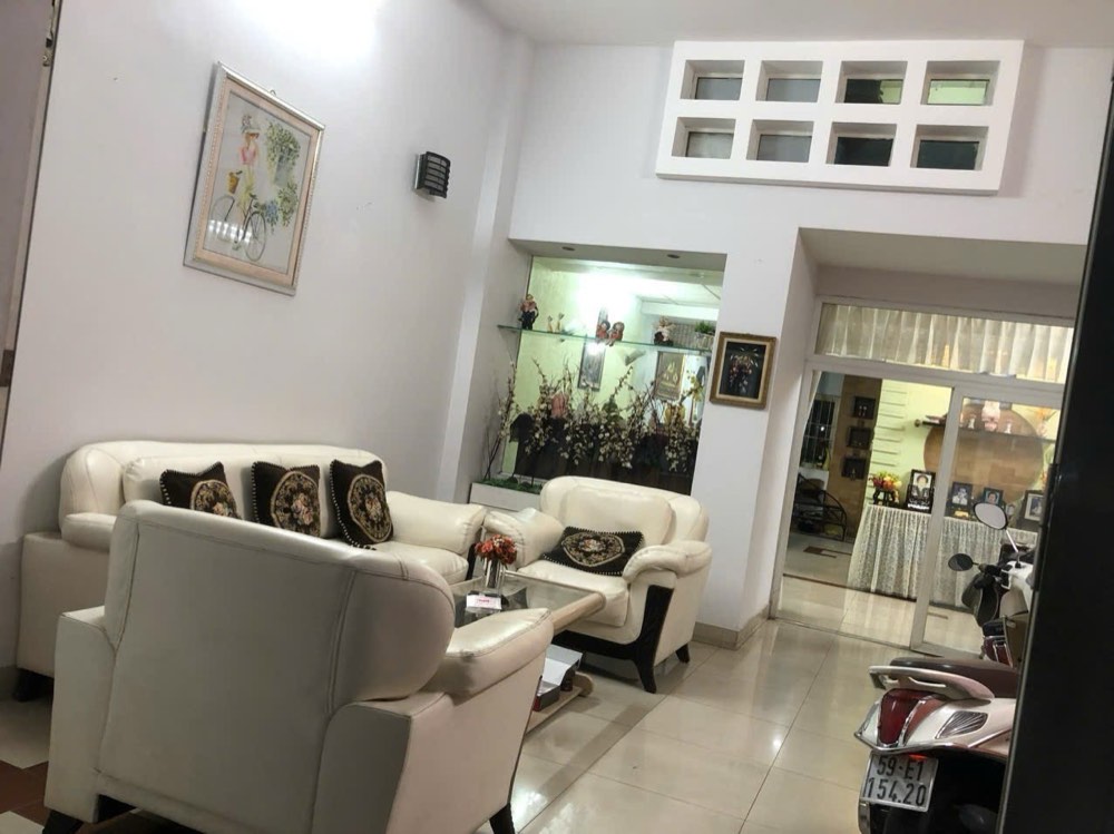 Bán nhà mặt tiền Hoàng Văn Thụ, Phú Nhuận