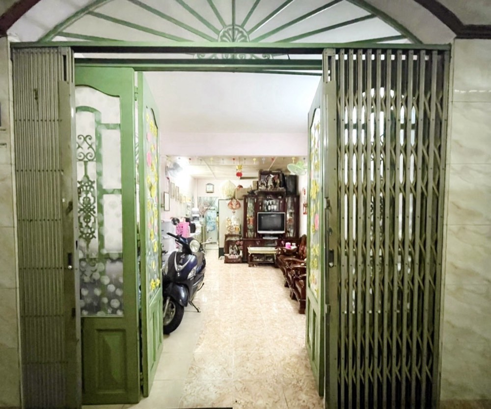 Bán nhà đường Cống Quỳnh, Quận 1