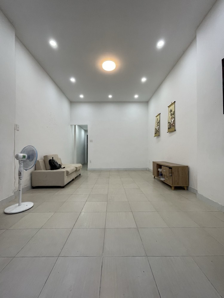 Bán nhà hẻm 11 Tiền Giang, Tân Bình