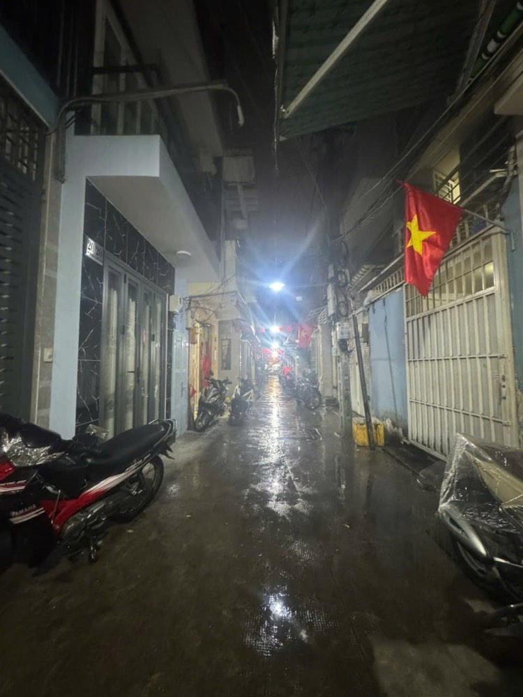 Bán nhà đường Hồ Thị Kỷ, Quận 10