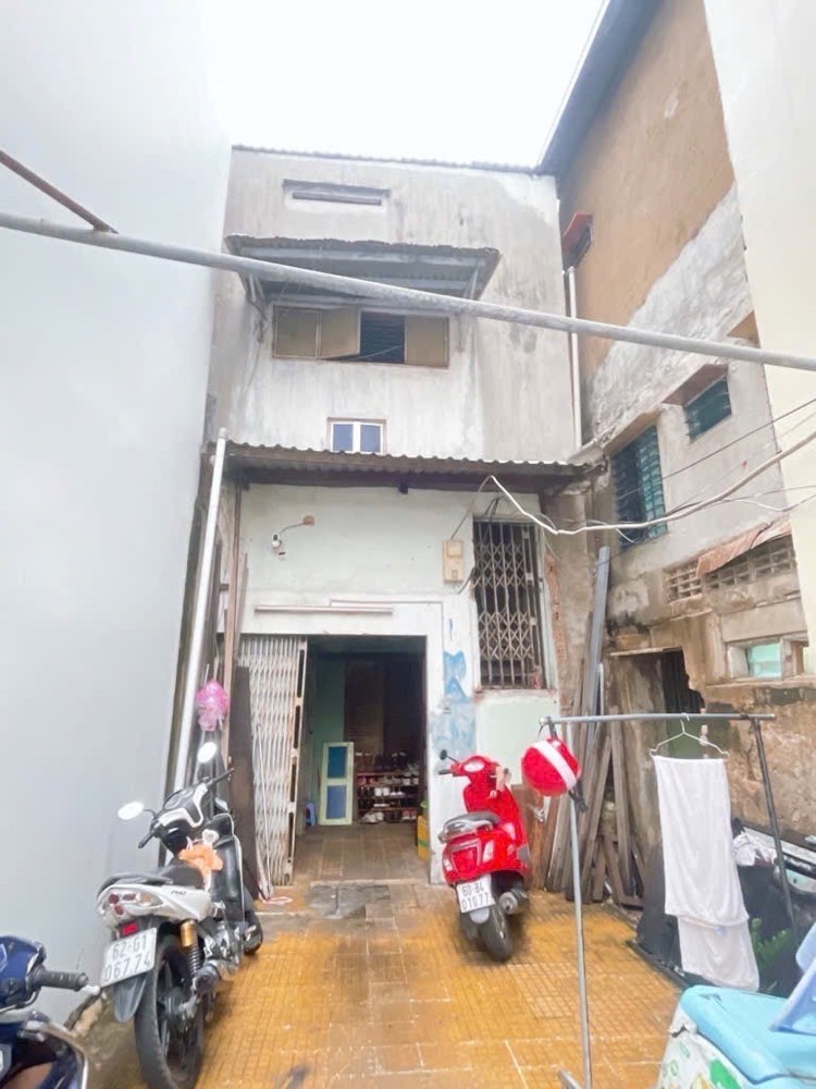 Bán nhà hẻm 232 Võ Văn Kiệt, Quận 1