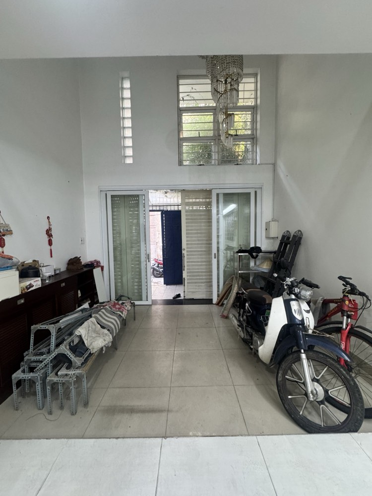 Bán nhà hẻm 601 Cách Mạng Tháng Tám, Quận 10