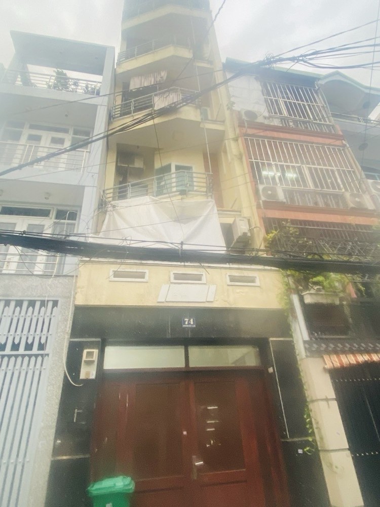 Bán nhà mặt tiền Nguyễn Thanh Tuyền, Tân Bình