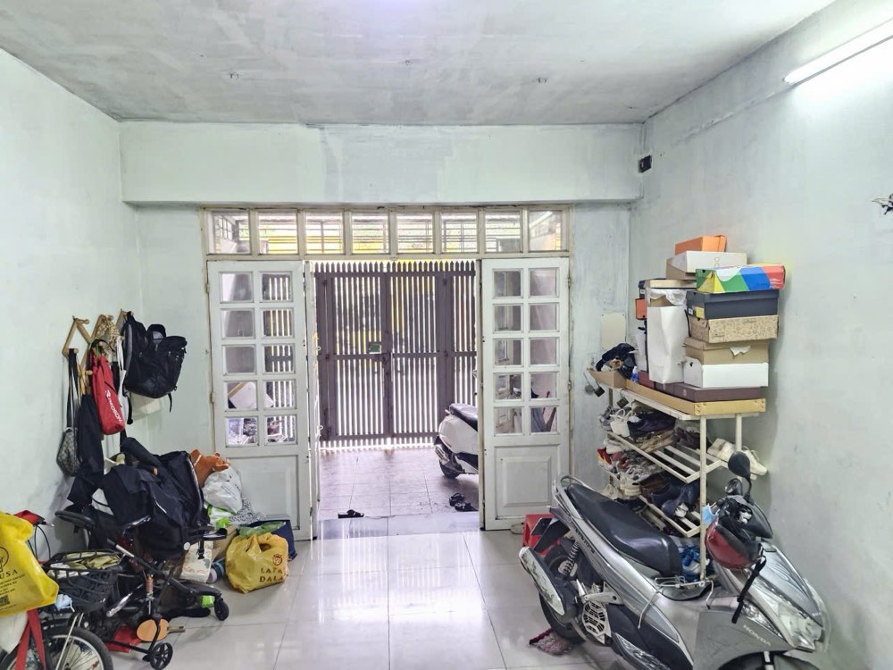 Bán nhà mặt tiền Hoàng Diệu, Phú Nhuận