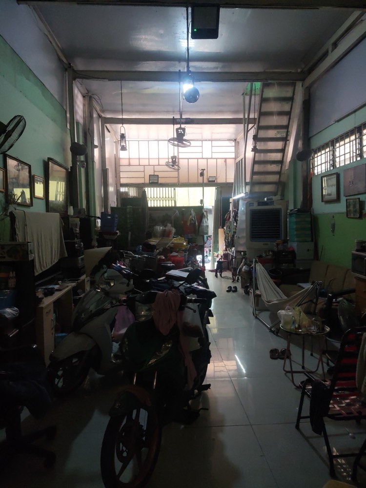 Bán nhà mặt tiền Trần Văn Đang, Quận 3