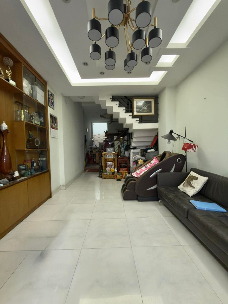 Bán nhà hẻm 152 Lý Chính Thắng, Quận 3
