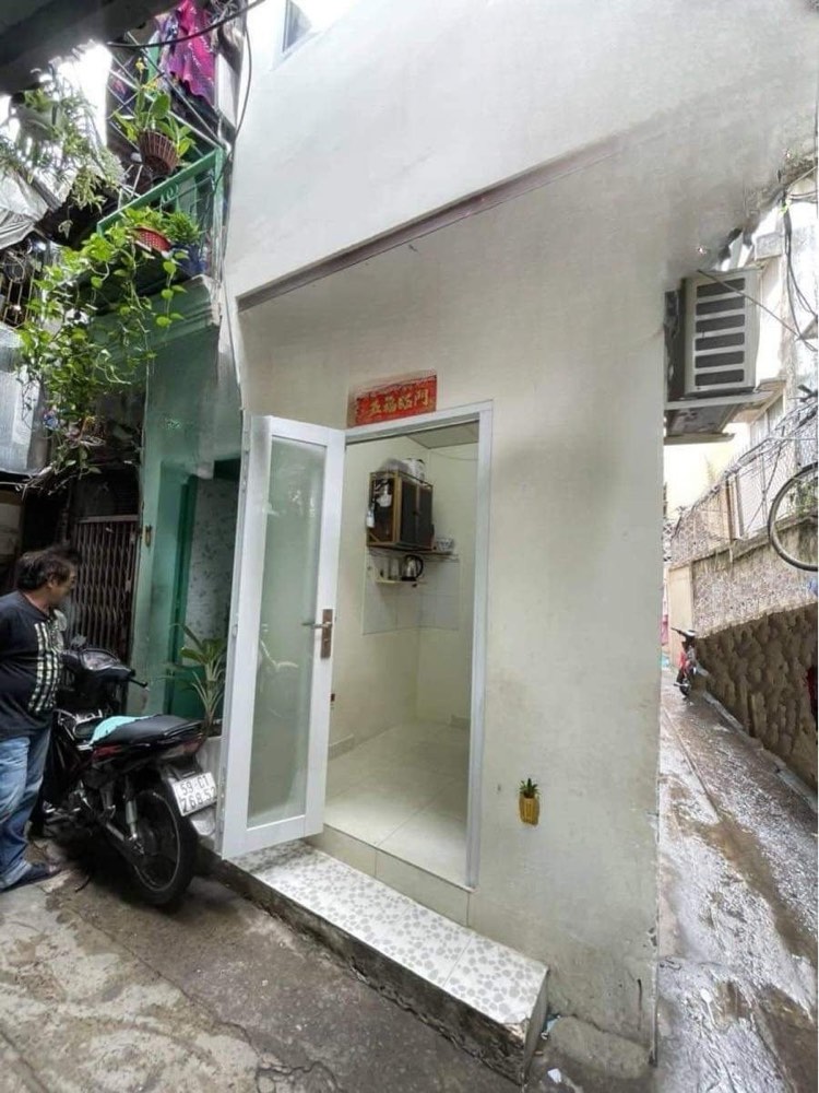Bán nhà đường Đình Xu, Quận 1