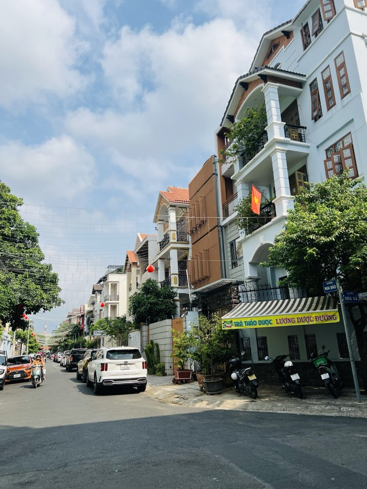 Bán nhà mặt tiền Cù Lao, Phú Nhuận