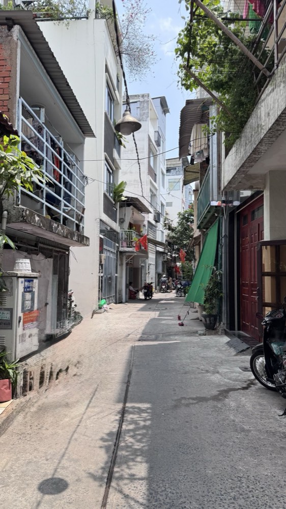 Bán nhà hẻm 85 Rạch Bùng Binh, Quận 3