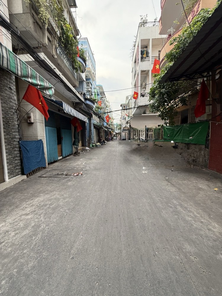 Bán nhà hẻm 384 Lý Thái Tổ, Quận 10