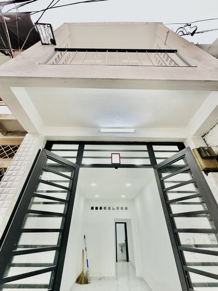 Bán nhà mặt tiền Văn Kiệt, Quận 1