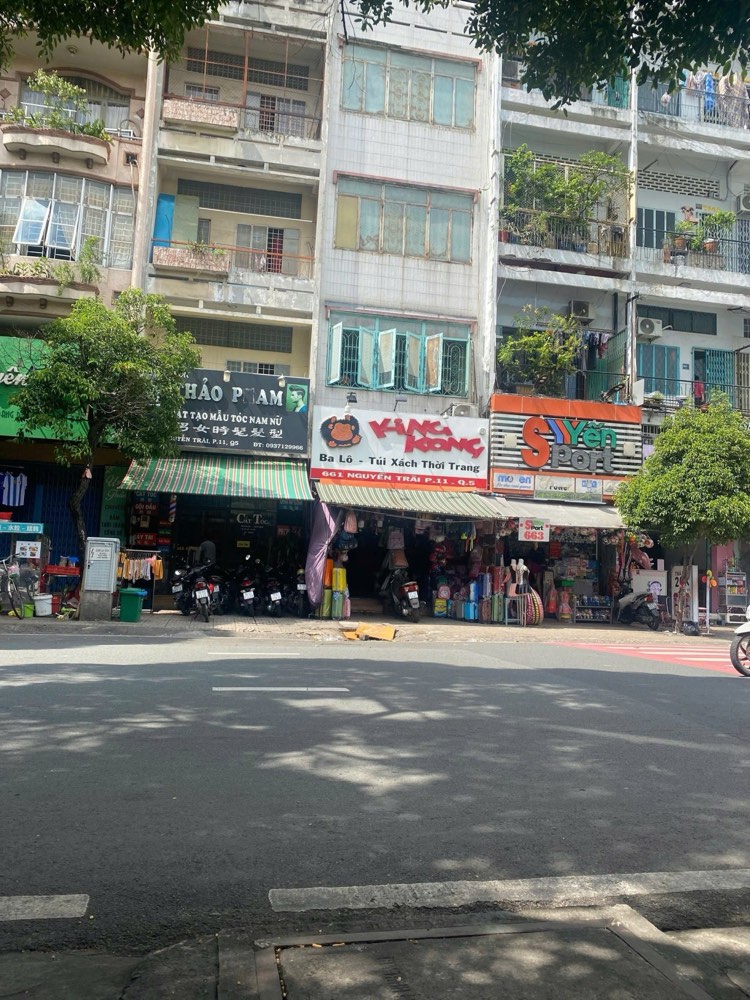Bán nhà mặt tiền Nguyễn Trãi, Quận 5