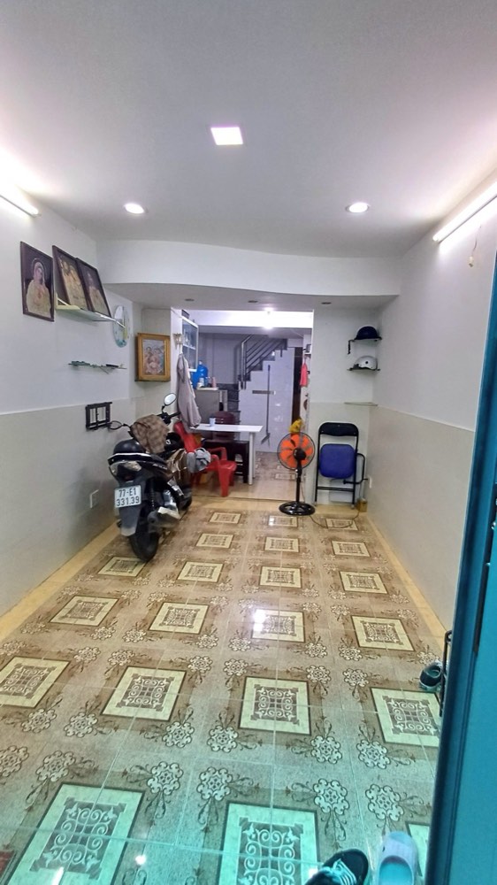 Bán nhà hẻm 376 Nguyễn Đình Chiểu, Quận 3
