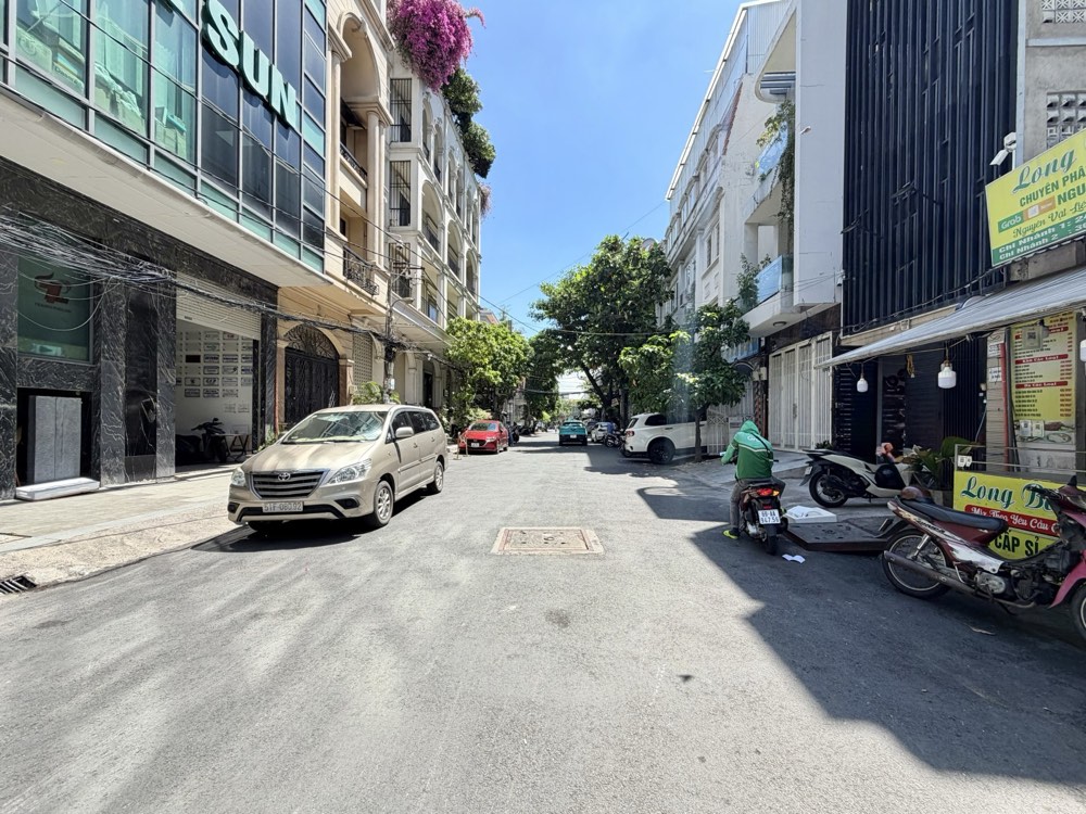 Bán nhà hẻm 36 Nguyễn Gia Trí, Bình Thạnh