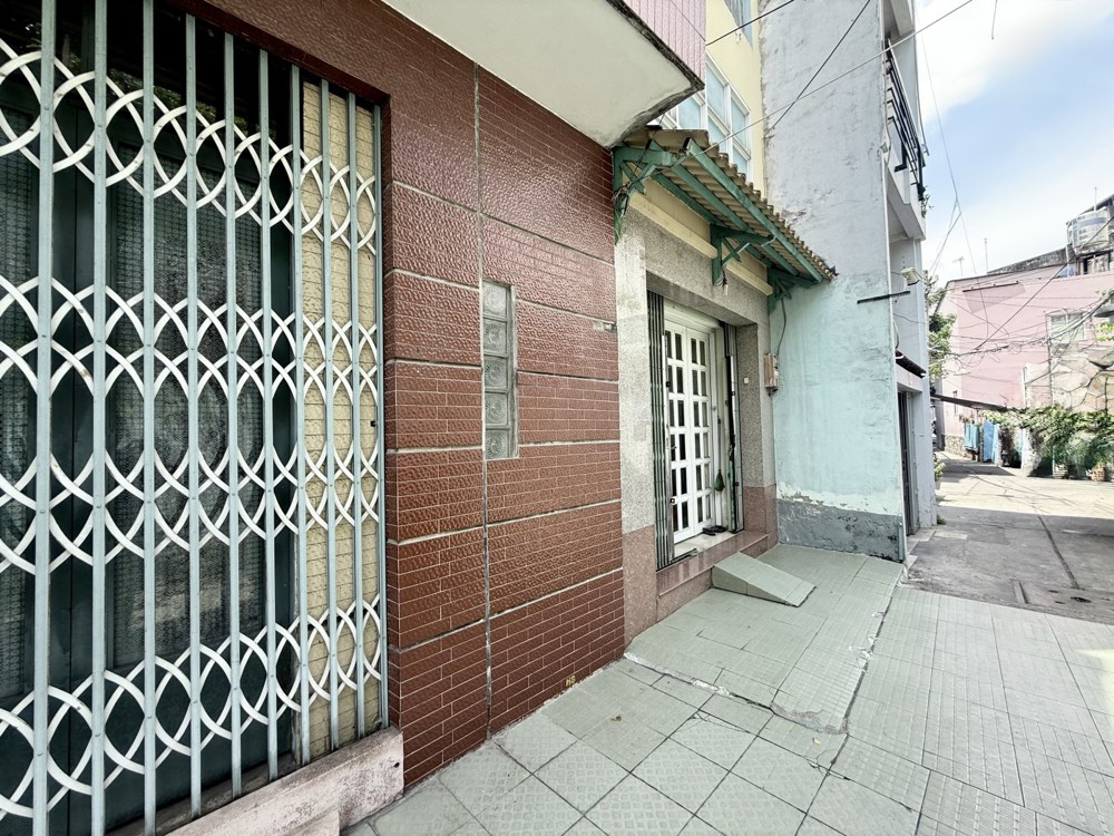 Bán nhà hẻm đường Nguyễn Văn Cừ, Quận 5
