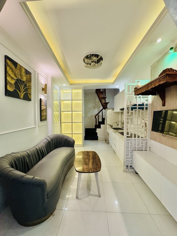 Bán nhà hẻm 345 Trần Hưng Đạo, Quận 1
