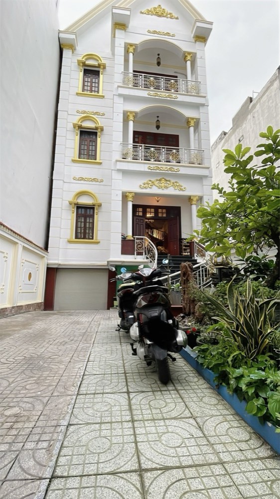 Bán biệt thự hẻm 159 Bạch Đằng, Tân Bình