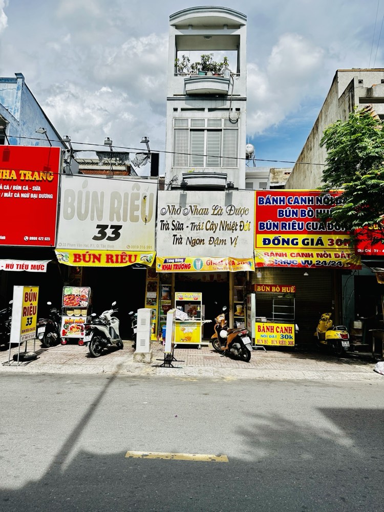 Bán nhà mặt tiền Phạm Văn Hai, Tân Bình